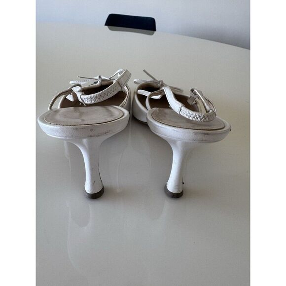 Chanel Black & White CC Logo Bow Captoe Slingback Pointed Toe Heels EU 38.5 - Picture 4 of 12